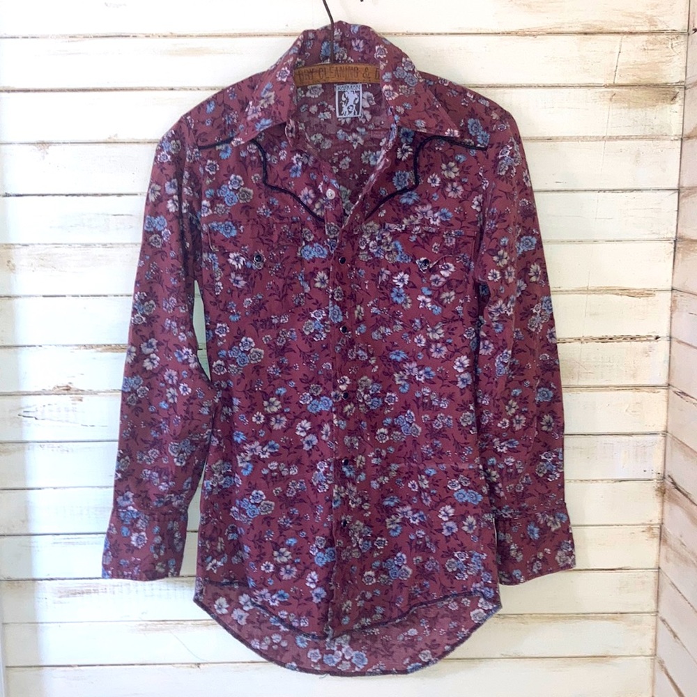 Karman Snap Up Western Shirt Top Floral Women’s Size 14.5/33 Extra Long Tails